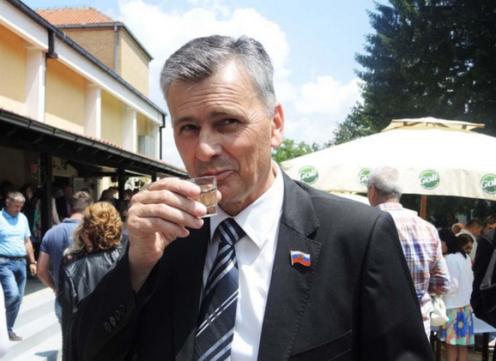 Pismo članova Zdrave Srbije: Na izborima u Kosjeriću glasajte za studentsku listu !