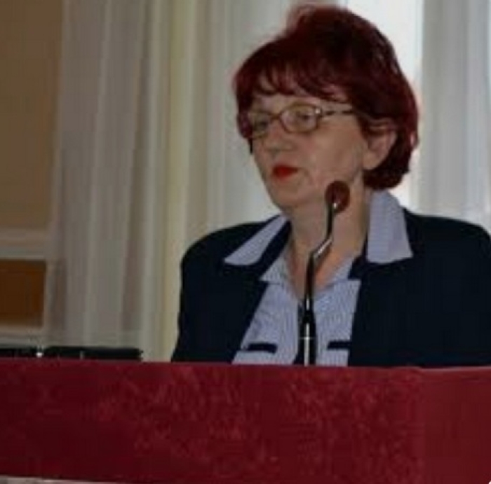 Slučaj Julije Popić : Od urbanizma do pravobranila&scaron;tva - funkcije, afere i posledice