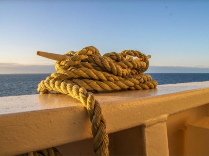 Kud plovi ovaj brod...