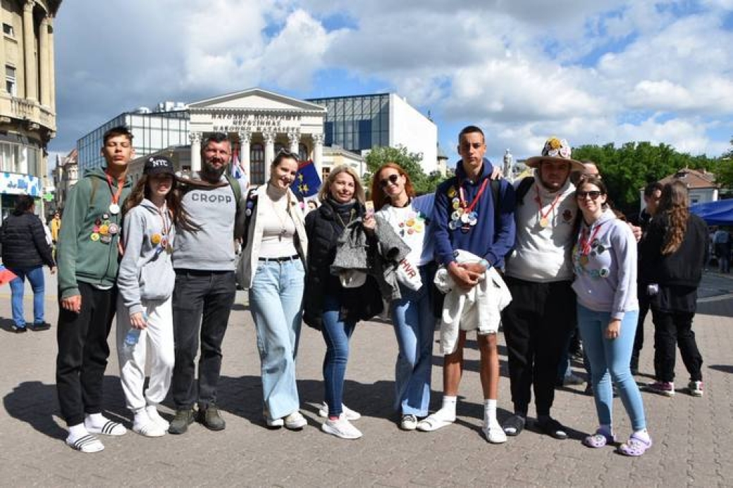 Srbobranci na velikom protestu " Sever zove"