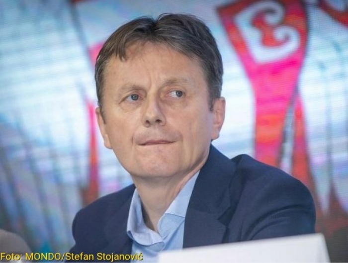 Moždani udar prvog operativca : Kako bi zdravstveni problem Darka Gli&scaron;ića mogao da uzdrma temelje SNS-a