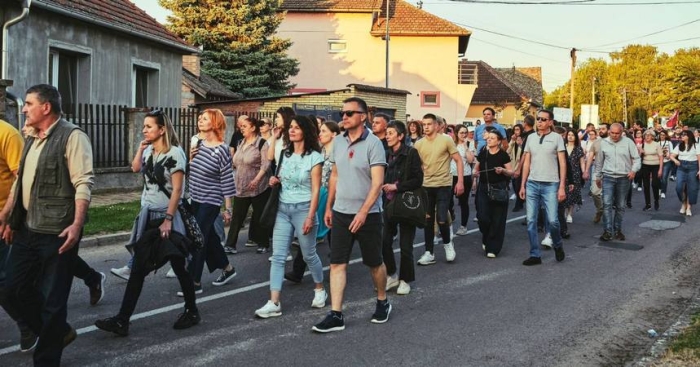 Održan protest podr&scaron;ke profesoricama: Pohvale, a ne otkazi !
