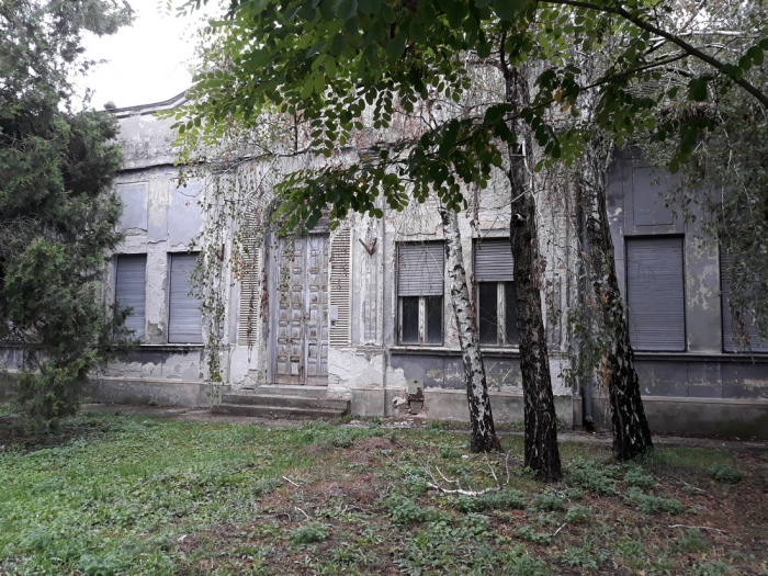 Da li će kasarna u Srbobranu biti naseljena migrantima ?